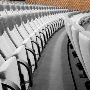 Skeie Sonate Tip Up - curved rows - Karmøy kino